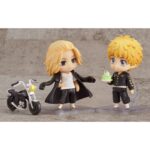 TAKEMICHI HANAGAKI TOKYO REVENGERS NENDOROID. Orange Rouge presenta, dentro de su colección Nendoroid, la figura de Takemichi Hanagaki, protagonista del anime "Tokyo Revengers". Esta figura articulada de 10 cm incluye 3x placas faciales (sonriente, de combate y llorando), 1x bolsa de patatas y otros complementos para múltiples poses. También incluye 1x tarta de cumpleaños para celebrar el 5º aniversario del anime, el 10º de la creación de Orange Rouge y propio cumpleaños del personaje. Viene con base transparente para exposición.