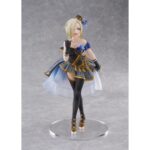 MIA TAYLOR LOVE LIVE! NIJIGASAKI HIGH SCHOOL IDOL CLUB 1/7 SCALE. Plum Pmoa suma a su catálogo la figura a escala 1/7 de Mia Taylor, la integrante más joven del grupo de idols del anime "Love Live! Nijigasaki High School Idol Club". Esta figura, fabricada en PVC, mide aproximadamente 22 cm y destaca por la fidelidad en los detalles y el acabado en la pintura. Se presenta con un elegante atuendo de tonos azules y dorados con detalles translúcidos y una pose cautivadora que captura perfectamente la esencia del personaje. Incluye una base circular transparente para su exposición.