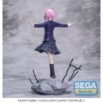 KAFU MORISAKI KAMITSUBAKI CITY UNDER CONSTRUCTION LUMINASTA. Sega presenta esta figura de Kafu Morisaki como parte de su colección Luminasta, inspirada en el anime "Kamitsubaki City Under Construction". Mide aproximadamente 21 cm de alto y presenta al personaje haciendo equilibrio. Destaca por los detalles del pelo y el uniforme que le añaden dinamismo al diseño. Fabricada en PVC, cuenta con una base con forma de escombros que le proporciona estabilidad. Ideal para exponer con SEKAI YORUKAWA KAMITSUBAKI CITY UNDER CONSTRUCTION LUMINASTA (Se venden por separado).