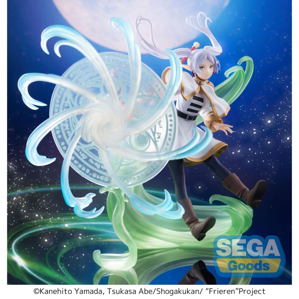 Frieren the heights of magic frieren: beyond journey´s end series figurizma. Sega suma a su colección figurizmα la figura de frieren, basada en la serie "frieren: beyond journey’s end". Esta representación de la elfa maga muestra una pose que transmite su serenidad. Fabricada en pvc, mide aproximadamente 25 cm de alto y destaca por su nivel de detalle y tamaño.