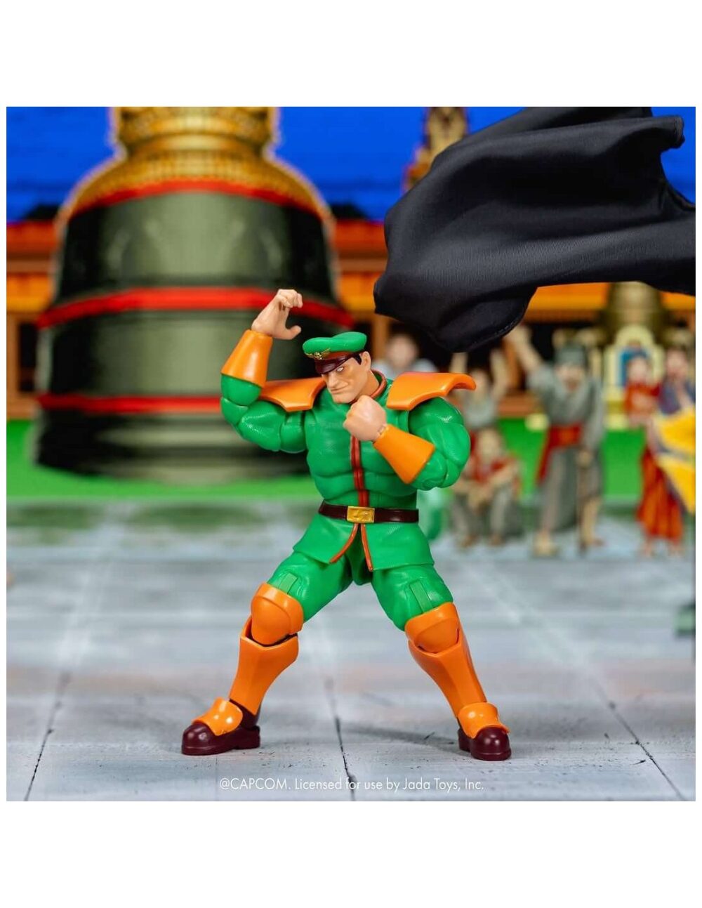 M bison deluxe player 2 exclusive ultra street fighter ii. Jada toys presenta la figura de bison. Tiene una altura de 17 cm y está basada en el personaje de los videojuegos "street fighter". Incluye 3x cabezas extras, 2x pares de manos, 1x efecto de agua, 2x efectos de fuego y 1x base con soporte articulado. Adéntrate en el mundo de la dominación definitiva con la figura de acción a escala 1:12 de m. Bison (exclusiva de jugador 2 deluxe) de ultra street fighter ii de jada toys. Con su color verde jugador 2, esta versión exclusiva del despiadado líder de shadaloo aporta una nueva amenaza y una energía electrizante al combate. Ya sea desatando su psycho power o flotando amenazante sobre sus enemigos, m. Bison es la encarnación de la maldad pura e implacable. Este set premium está repleto de accesorios potentes: (4) esculturas de cabeza completas, incluyendo dos expresiones totalmente nuevas exclusivas de este lanzamiento, (2) esculturas de cabeza adicionales para tu m. Bison jugador 1, (3) pares de manos, accesorio de cuerpo en llamas con base de exhibición, pieza de efecto psycho crusher, pieza de efecto psycho power y base. Unidades limitadas.
