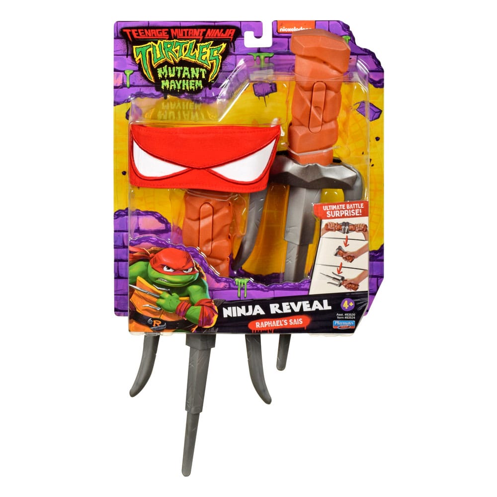 Raphael transforming sai ninja turtles: caos mutante. Átate un pañuelo rojo a la cabeza, coge tus dagas sai y una estrella arrojadiza, ¡y te transformarás en raphael en un instante! Cuando los malos ataquen, desata el poder de las dagas sai de raphael girando la muñeca, pulsando botones y haciendo un movimiento rápido: ¡las hojas de las dagas sai se mostrarán y estarán listas para la acción! Y después de ganar la batalla, solo tienes que volver a introducir las hojas en el mango y, a continuación, bloquear y girar ambos mangos para prepararte para la siguiente batalla. Como en la película: transfórmate en raphael atándote su pañuelo rojo. Arma ninja secreta - dagas sai: gira la muñeca, pulsa los botones y haz un movimiento rápido, ¡y las hojas de las dagas sai de raphael se mostrarán y estarán listas para la acción! Y después de ganar la batalla, basta con empujar las hojas de nuevo en los mangos y encajarlas. Arma doble: este set incluye dos dagas sai.