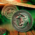 CÓMO ENTRENAR A TU DRAGÓN HICCUP´S MEMORIES KIT. Doctor Collector presenta este kit para coleccionistas. Adéntrate en el mundo de los vikingos y los dragones con esta exclusiva caja coleccionista de Cómo entrenar a tu dragón. Revive la historia de esta querida saga a través de los ojos de Hipo como nunca antes lo habías hecho. Cada artículo de esta caja es una parte del viaje de Hipo. No te pierdas esta oportunidad única de poseer una parte de la historia de Cómo entrenar a tu dragón y llevarte a casa la leyenda de Berk.