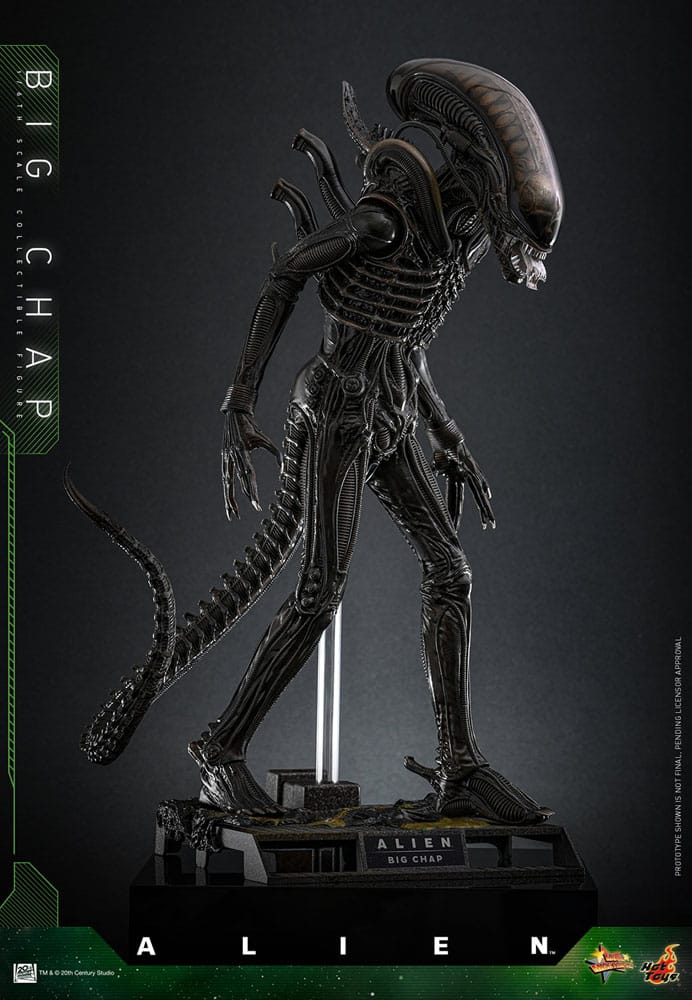 Big chap alien movie masterpiece hot toys 1/6. La saga cinematográfica alien se ha convertido en un pilar fundamental del género de ciencia ficción, con la clásica película alien de 1979 a la cabeza. «big chap» es el popular apodo del dron xenomorfo en esta icónica película. Creada por el visionario h. R. Giger, esta escalofriante criatura captura la esencia del miedo con su aspecto elegante y biomecánico y su cabeza larga y amenazante. Como auténtico símbolo del terror primitivo, big chap ha cautivado al público durante décadas, consolidando su lugar en la historia del terror de ciencia ficción. Hoy, hot toys se complace en presentar la figura coleccionable big chap de alien a escala 1/6, que da vida a este clásico personaje con un mayor nivel de detalle y realismo.