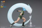 LEONA HEIDERN THE KING OF FIGHTERS’98 HERO TEAM. JoyToy x SNK presentan la figura de acción de Leona Heidern de la serie «The King of Fighters '98», tamaño aprox. 11 cm Esta detallada figura de acción a escala 1/12 captura el aspecto icónico de Leona con su atuendo táctico, su característico pelo azul y su expresión feroz. Totalmente articulada y equipada con sus emblemáticas armas, esta figura es imprescindible para los fans y coleccionistas de KOF.
