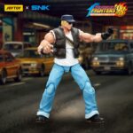 CLARK STILL THE KING OF FIGHTERS’98 HERO TEAM. Joy Toy x SNK presentan la figura de acción Clark Still de la serie «The King of Fighters '98», tamaño aprox. 12 cm.