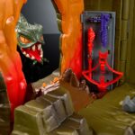 THE EVIL HORDE: FRIGHT ZONE MASTERS OF THE UNIVERSE ORIGINS. ¡Es un momento emocionante para ser fan de Masters of the Universe! Tanto para los fans de toda la vida como para la nueva generación de niños amantes de la acción y la aventura, es hora de descubrir la emocionante acción y las aventuras de He-Man, Skeletor, los secretos del Castillo Grayskull y mucho más. ¡Lucha contra Hordak en su propio territorio con este nuevo set de juego Fright Zone de Masters of the Universe: Origins! Masters of the Universe es una popular franquicia creada por Mattel que se centra en los diversos conflictos entre He-Man y el malvado Skeletor. La franquicia se desarrolla en el planeta ficticio Eternia, donde diversos personajes pintorescos aparecen durante la batalla entre ambos bandos. Masters of the Universe se popularizó gracias a una serie de juguetes de gran éxito, que siguen siendo codiciados por los coleccionistas hasta el día de hoy, junto con varias series de televisión y películas animadas que ampliaron el alcance de la franquicia a un público más amplio. ¡Por el poder de Grayskull! Mattel presenta con orgullo una nueva línea de figuras de Masters of the Universe con los más grandes héroes y villanos de Eternia: la serie Masters of the Universe: Origins. Con más de 13 cm de altura, estas figuras de estilo vintage cuentan con articulación moderna y accesorios de combate que realmente dan vida a estos guerreros. Ya sea que te unas al heroico He-Man o caigas rendido ante el mal de Skeletor, ¡colecciona tus favoritas hoy mismo!