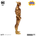 THE FLASH (GOLD EDITION) SUPER POWERS. En un extraño accidente de laboratorio, el científico forense Barry Allen™ fue alcanzado por un rayo y rociado con productos químicos, lo que le otorgó los superpoderes de Speed Force™. Ahora utiliza estos poderes para defender su ciudad natal, Central City™, de las fuerzas del mal como The Flash™.