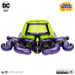 BRAINIAC WITH SKULL SHIP (GOLD LABEL) SUPER POWERS DC DIRECT. Gracias a su cerebro altamente avanzado y computarizado, Brainiac siempre va diez pasos por delante de sus oponentes, incluso de los más inteligentes como Superman. En última instancia, su incapacidad para ver más allá de la lógica pura siempre ha sido su perdición. Pero, al igual que un virus informático malicioso que nunca se puede eliminar por completo, Brainiac siempre consigue reaparecer cuando menos se lo espera.