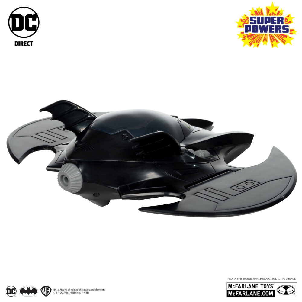 Pack batman, the whirly & the batwing super powers (gold label) (sdcc) dc direct. Batman: de niño, bruce wayne™ vio cómo sus padres eran brutalmente asesinados en el callejón del crimen de gotham city™. Traumatizado por su muerte, dedicó su vida a convertirse en el arma más poderosa del mundo contra el crimen: ¡batman™! Batwing: ¡batman™ sobrevuela los cielos en el supersónico batwing™ en busca de villanos e injusticias! Whirlybat: cuando el villano está cerca, batman y robin™ surcan los cielos con el whirlybat™. Ligero y extraordinariamente ágil, este helicóptero monoplaza es el vehículo de persecución perfecto para maniobrar entre los rascacielos apretujados de gotham city.