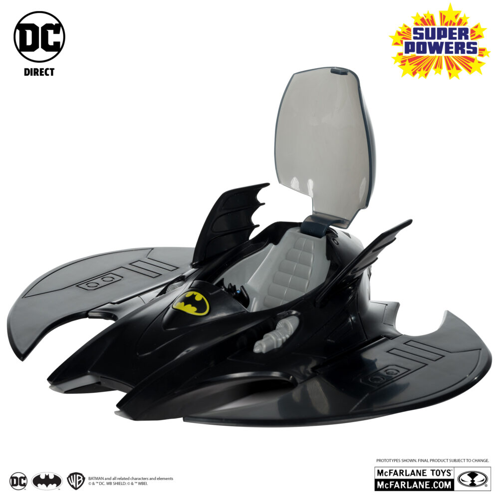 Pack batman, the whirly & the batwing super powers (gold label) (sdcc) dc direct. Batman: de niño, bruce wayne™ vio cómo sus padres eran brutalmente asesinados en el callejón del crimen de gotham city™. Traumatizado por su muerte, dedicó su vida a convertirse en el arma más poderosa del mundo contra el crimen: ¡batman™! Batwing: ¡batman™ sobrevuela los cielos en el supersónico batwing™ en busca de villanos e injusticias! Whirlybat: cuando el villano está cerca, batman y robin™ surcan los cielos con el whirlybat™. Ligero y extraordinariamente ágil, este helicóptero monoplaza es el vehículo de persecución perfecto para maniobrar entre los rascacielos apretujados de gotham city.