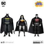BATMAN, SUPERMAN & WONDER WOMAN BLACK WHITE ACCENT EDITION GOLD LABEL SUPER POWERS DC DIRECT. Figuras articuladas del universo DC, tamaño aprox. 13 cm. Vienen en una caja de regalo. BATMAN: En nombre de sus padres asesinados, BRUCE WAYNE™ libra una guerra eterna contra los criminales de GOTHAM CITY™. Él es la venganza. Él es la noche. ¡Él es BATMAN™! SUPERMAN: Más rápido que una bala, más poderoso que una locomotora... El HOMBRE DE ACERO™ libra una batalla sin fin por la verdad, la justicia y el estilo de vida americano. WONDER WOMAN: Como emisaria de Themyscira en el mundo de los hombres, Diana se ha impuesto el deber de predicar con el ejemplo, aunque las diferencias entre su lugar de nacimiento y su nuevo hogar a veces le planteen obstáculos que superar. Ha llegado a representar la posibilidad y el potencial de una vida sin guerra, odio ni violencia, y es un faro de esperanza para todos los que se encuentran en necesidad. Se erige como igual entre los superhéroes más poderosos, con el propósito de proteger al mundo de la injusticia en todas sus formas.