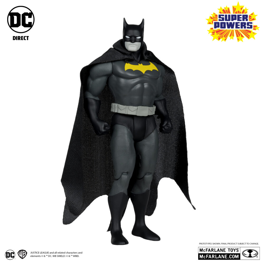 Batman, superman & wonder woman black white accent edition gold label super powers dc direct. Figuras articuladas del universo dc, tamaño aprox. 13 cm. Vienen en una caja de regalo. Batman: en nombre de sus padres asesinados, bruce wayne™ libra una guerra eterna contra los criminales de gotham city™. Él es la venganza. Él es la noche. ¡él es batman™! Superman: más rápido que una bala, más poderoso que una locomotora... El hombre de acero™ libra una batalla sin fin por la verdad, la justicia y el estilo de vida americano. Wonder woman: como emisaria de themyscira en el mundo de los hombres, diana se ha impuesto el deber de predicar con el ejemplo, aunque las diferencias entre su lugar de nacimiento y su nuevo hogar a veces le planteen obstáculos que superar. Ha llegado a representar la posibilidad y el potencial de una vida sin guerra, odio ni violencia, y es un faro de esperanza para todos los que se encuentran en necesidad. Se erige como igual entre los superhéroes más poderosos, con el propósito de proteger al mundo de la injusticia en todas sus formas.