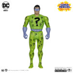 RIDDLER (SUPER POWERS). Adivina: ¿qué criminal cerebral con afinidad por el morado y el verde disfruta desafiando al Caballero Oscuro™ con crímenes ingeniosamente calculados y tramas enigmáticas?