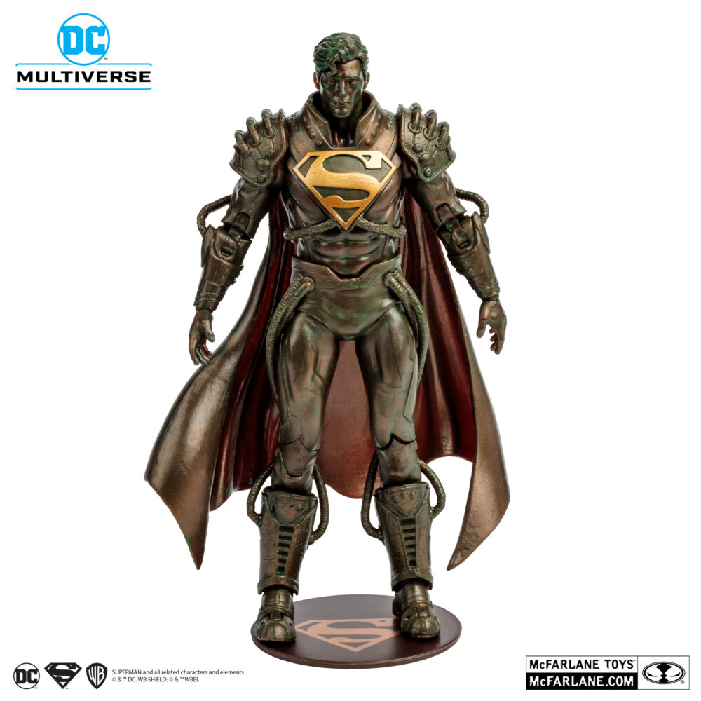 Superboy prime dc multiverse (patina) (gold label). Superboy-prime, una versión alternativa de superman, proviene de una tierra en la que los superhéroes y supervillanos de dc eran personajes de ficción... Hasta el día en que sus poderes se activaron y se convirtió en el único superhumano de su mundo. Pero después de que su planeta fuera destruido en la crisis en las tierras infinitas, se volvió loco con el tiempo y finalmente se enfrentó a los superhéroes del universo principal de dc en el evento crisis infinita. Finalmente, superboy-prime fue derrotado y encarcelado en el muro de la fuente, la barrera que rodea el universo, pero se liberó cuando este fue destruido años más tarde. Sin embargo, cuando otra crisis amenazó toda la realidad, superboy-prime volvió a demostrar que era un héroe y ayudó a salvar el multiverso dc.