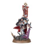 COMBAT PATROL: GREY KNIGHTS WARHAMMER 40000. Los presagios advierten sobre la corrupción disforme que se filtra en el espacio real en esta ubicación. Tal vez sean los actos de los enemigos los que han provocado estas manifestaciones, o puede que la mala suerte los haya llevado hasta allí. Sea como sea, el Castellano Crowe lidera con premura a sus Hermanos de Batalla al combate, pues sabe que los refuerzos se dirigen hacia allí y hay que purificar la corrupción sin demora. Si quieres defender a la humanidad y mantener la galaxia a salvo de la amenaza daemónica, esta caja es la manera perfecta de empezar o ampliar una colección de Caballeros Grises y ahorrar dinero en comparación con la compra de las cajas por separado. El Castellano Crowe lidera la fuerza armado con su filo maldito: la Espada Negra de Antwyr. Le acompañan una Escuadra de Choque equipada con diversas armas y una Escuadra de Exterminadores de la Hermandad capaz de arrasar incluso a los enemigos más duros. Un Dreadnought Venerable proporciona apoyo a distancia con su considerable potencia de fuego. Estas 17 miniaturas de plástico representan una fuerza completa de los Santificadores de Crowe para usar en partidas tácticas y ajustadas de Patrulla de Warhammer 40,000. Las reglas de esta Patrulla pueden descargarse gratuitamente del sitio web de Warhammer Community.
