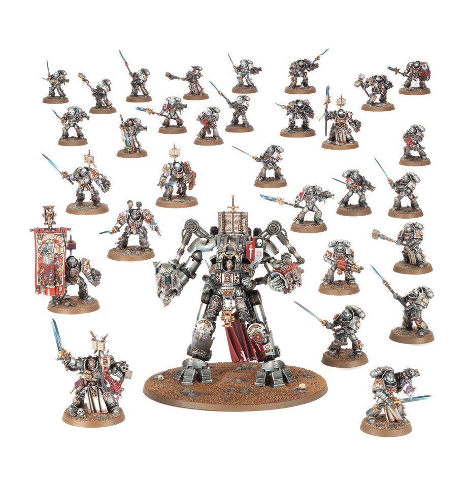 Grey knights battle force: sacred conclave warhammer 40000. Los grandes maestres de los caballeros grises marchan con sus servoterrores némesis a la guerra a grandes zancadas, mientras los siniestros guerreros a su cargo enfilan sus armas esotéricas y desatan tormentas psíquicas de destrucción. Cada guerrero es un poderoso psíquico y un guerrero superlativo por derecho propio. Y unidos son prácticamente imparables. Esta caja contiene las piezas necesarias para montar una poderosa fuerza de caballeros grises de warhammer 40,000. Liderados por un gran maestre en servoterror némesis, están listos para enfrentarse a algunos de los enemigos más duros de la galaxia. Tras ellos caminan resistentes y experimentados exterminadores con armaduras personalizadas, y hermanos de batalla con servoarmadura prestos a unir sus mentes bajo el propósito de purificar la corrupción daemónica.
