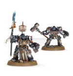 GREY KNIGHTS BATTLE FORCE: SACRED CONCLAVE WARHAMMER 40000. Los Grandes Maestres de los Caballeros Grises marchan con sus Servoterrores Némesis a la guerra a grandes zancadas, mientras los siniestros guerreros a su cargo enfilan sus armas esotéricas y desatan tormentas psíquicas de destrucción. Cada guerrero es un poderoso psíquico y un guerrero superlativo por derecho propio. Y unidos son prácticamente imparables. Esta caja contiene las piezas necesarias para montar una poderosa fuerza de Caballeros Grises de Warhammer 40,000. Liderados por un Gran Maestre en Servoterror Némesis, están listos para enfrentarse a algunos de los enemigos más duros de la galaxia. Tras ellos caminan resistentes y experimentados Exterminadores con armaduras personalizadas, y hermanos de batalla con servoarmadura prestos a unir sus mentes bajo el propósito de purificar la corrupción daemónica.