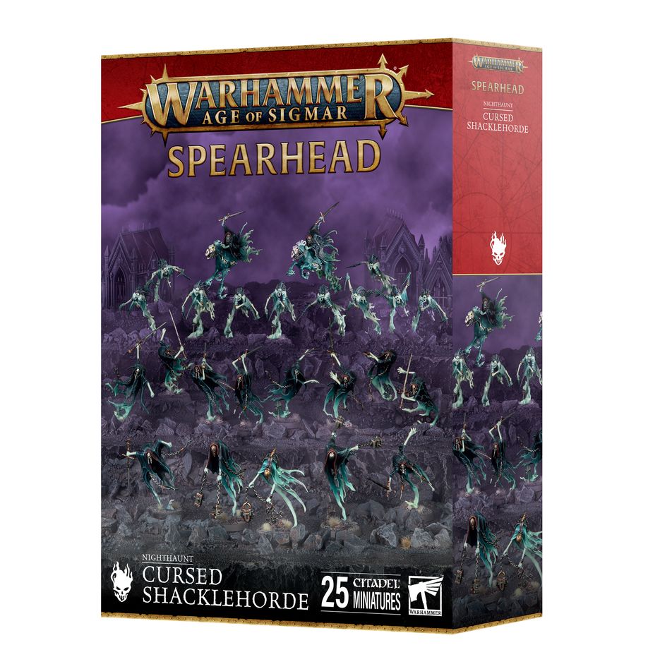 SPEARHEAD: NIGHTHAUNT – CURSED SHACKLEHORDE WARHAMMER AGE OF SIGMAR. Cuando las Noctánimas se congregan para ir a la guerra, lo hacen en torno a lugares de muerte. Al percibir a los vivos, descienden en masa a toda velocidad, invocando Hordas encadenadas alrededor de un Atormentado, impelido a capturar almas para arrastrarlas a los oscuros reinos del inframundo. Si tu objetivo es aumentar las filas de siervos de Nagash cosechando almas, esta caja es perfecta para empezar o ampliar una colección de Noctánimas de una forma más económica que comprando los kits por separado. La fuerza se congrega alrededor de un Atormentado protegido por dos Cadenaespectros. Los Espaderos Retornados y las Brujas Segadoras abruman al enemigo y toman objetivos clave, y dos veloces Filoterrores del Tormento montados acaban con las unidades debilitadas, toman objetivos desprotegidos y prestan apoyo allá donde haga falta. Estas miniaturas forman una Punta de lanza completa, lo que significa que puedes ponerte a jugar disputadas partidas tácticas y vengarte de los vivos nada más abrir la caja.