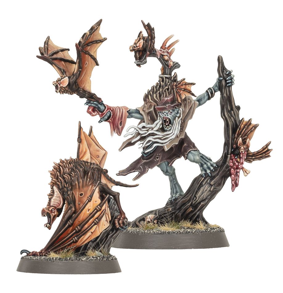 HIGH FALCONER FELGRYN WARHAMMER AGE OF SIGMAR. El Alto Halconero Felgryn, adorado por las masas de siervos y vilipendiado por sus compañeros abominables, es una muestra bestial de un linaje ya de por sí monstruoso. Es comprensible que este vampiro sienta afinidad con las criaturas salvajes, bestias que, enloquecidas por el engaño, obedecen sus órdenes confusas y espían al enemigo para atacarlo con garras relampagueantes. Con este kit multicomponente de plástico puedes montar al Alto Halconero Felgryn, un líder diabólico, y a su “halcón de caza” Garpa para tus ejércitos de Cortes Comecarne de Warhammer Age of Sigmar. Este retorcido guerrero usa sus bestias con gran efectividad, apoyando a tu ejército e inspirando a los siervos próximos a luchar con más tesón si cabe. Estas dinámicas miniaturas son una forma estupenda de darle todavía más personalidad a tu colección y ayudarte a alcanzar la victoria en el tablero de juego.