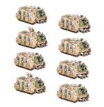 LEGIONS IMPERIALIS: VINDICATOR SIEGE TANK SQUADRON WARHAMMER THE HORUS HERESY. El Vindicator es un tanque de asedio especializado que se despliega para abrir brechas en las fortificaciones enemigas y destruir los vehículos más pesados. Estos tanques brillan en los entornos cerrados de las ciudades y otros campos de batalla urbanos donde su corto alcance no supone necesariamente una desventaja. Armados con un cañón Demolisher, son capaces de hacer añicos enormes edificios para abrir paso a tus tropas a través de obstáculos que de otra forma serían infranqueables. Con este kit multicomponente de plástico puedes montar ocho Vindicator Siege Tanks para tus ejércitos de Legiones Astartes en partidas de Legions Imperialis. Armados con un devastador demolisher cannon, son perfectos para arrasar activos enemigos, desde vehículos pesados hasta fortificaciones. Cada tanque puede montarse con la escotilla superior cerrada o con un Tank Commander dirigiendo tu aterradora potencia de fuego.