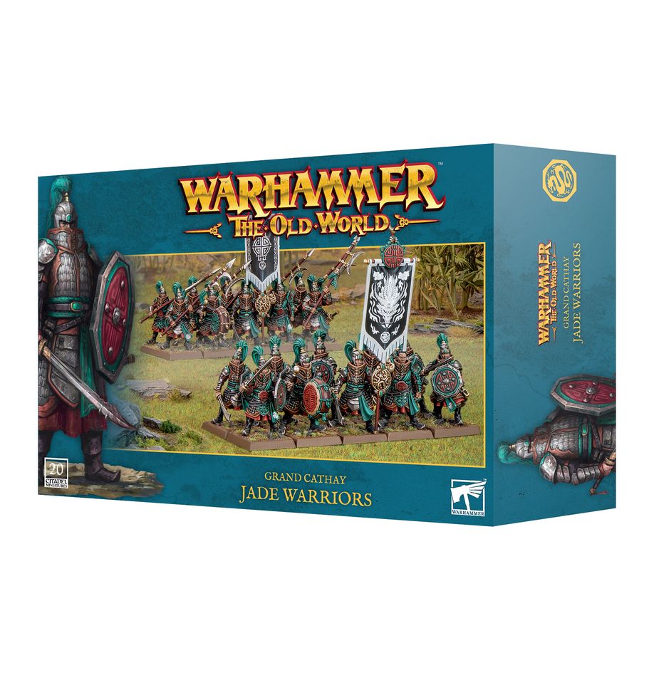 Grand cathay: jade warriors warhammer the old world. Los guerreros de jade reciben su nombre de una piedra sagrada del emperador dragón, símbolo de la naturaleza implacable de su imperio. Armados con alabardas y equipados con pesadas armaduras y escudos, son el bastión contra el que se quiebra el enemigo, ya sea defendiendo los muros de su ciudad o resistiendo en el corazón de la línea de batalla. Con este kit multicomponente de plástico puedes montar 20 jade warriors, infantería pesada para tus armies of grand cathay de warhammer: the old world. Estas tropas constituyen una línea de batalla ideal para tu ejército, capaces de defender tu territorio o avanzar para conquistar terreno. Pueden montarse como una sola unidad grande o como dos unidades de 10 guerreros, cada una con su propio champion, standard bearer y musician opcionales. Los jade warriors pueden equiparse con hand weapon y shield o con halberd, lo que te ofrece flexibilidad táctica. El set incluye 40 cabezas en 10 diseños distintos, y son intercambiables entre las miniaturas, al igual que los penachos y accesorios decorativos, como bolsas y teteras.