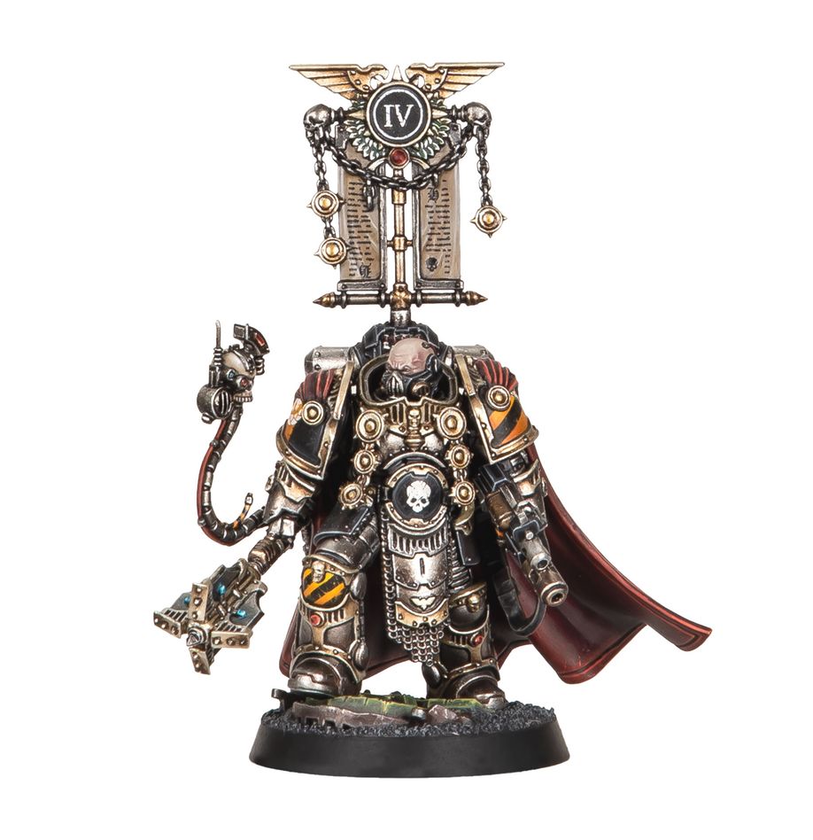 Centurion with power maul warhammer the horus heresy.  un centurión es a la vez un campeón y un oficial de línea de las legiones astartes. Alcanzar dicho rango es sinónimo de haber demostrado sobradamente su valía en el fragor del combate. Con este kit multicomponente de plástico puedes montar un centurion, un líder para tus ejércitos de legiones astartes de warhammer: the horus heresy. Está armado con una pesada power maul y un combi-melta, y es ideal para avanzar hacia el enemigo y guiar a tus fuerzas a la victoria. La armadura mkii “cruzada” y su colección de honores de batalla lo distinguen como un veterano curtido en mil batallas. Está equipado con un cyber-familiar y trae dos cabezas entre las que elegir, una descubierta y otra con un casco con penacho transversal. La miniatura no lleva insignias específicas de ninguna legión, por lo que puedes incluirla en cualquier fuerza de marines espaciales, tanto si eres leal al emperador como si te has sumado a la rebelión de horus.