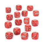FLESH-EATER COURTS DICE WARHAMMER AGE OF SIGMAR. Las Cortes Comecarne viven engañadas, creyéndose sujetos reales que llevan a cabo su deber hacia su señor y su reino, cuando en realidad son caníbales envilecidos esclavos de sus amos vampíricos. Tal es el fervor de su delirio que marchan a la guerra cuando su señor lo exige, dando sus vidas en servicio a la corte. Un juego de 16 dados de seis caras con esquinas redondeadas para usarlos en partidas de Warhammer Age of Sigmar, con temática de las Cortes Comecarne. Están fabricados en plástico acrílico rojo y negro con efecto mármol y muescas en tinta gris, y miden 16 mm de arista. Las caras del 1 al 5 presentan los tradicionales puntos, mientras que la cara del 6 está adornada con el icono alado de las Cortes Comecarne.