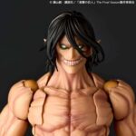 ATTACK TITAN EREN YEAGER ATTACK ON TITAN AMAZING YAMAGUCHI REVOLTECH. ¡Los exterminaremos incluso con Revoltech! ¡Disfruta de la acción de los gigantes con movimientos al estilo Yamaguchi! Del exitoso anime Ataque a los Titanes, el protagonista Eren Yeager se ha transformado en el "Titán de Ataque", ¡ya disponible en Amazing Yamaguchi, bajo la dirección de Yamaguchi Katsuhisa! La figura recrea su singular musculatura, y aunque se trata de una figura humanoide sencilla, su postura es fiel a la de la película. La fuerza del cuerpo densamente tonificado se realza aún más mediante una cuidadosa pintura de sombras. Los omóplatos se pueden mover hacia adelante y hacia atrás junto con los lados izquierdo y derecho del pecho dividido, permitiendo que los brazos se abran bien y se crucen profundamente. El torso se puede dividir con flexibilidad, permitiendo arqueos y flexiones naturales. Las articulaciones de la cadera combinan articulaciones esféricas y ejes diagonales al estilo Yamaguchi. Y las espinillas se pueden mover para expresar la "flexibilidad" del cómic, añadiendo articulaciones que no se encuentran en el cuerpo humano. Todos estos trucos móviles han sido cuidadosamente desarrollados por Yamaguchi Katsuhisa, ¡lo que te permite recrear las poses de acción dinámicas de Eren como un titán en tus manos!