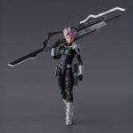 GEN NARUMI KAIJU Nº8 SH FIGUARTS. Tamashii suma a su colección S.H.Figuarts la figura articulada de Gen Narumi, el séptimo capitán de la primera división de las fuerzas de defensa japonesa en el anime "Kaiju No.8". Esta figura de 14,5 cm ha sido diseñada con proporciones basadas en su representación en la serie para reproducir gran cantidad de poses. Incluye 2x placas faciales intercambiables, 1x cabello alternativo, 2x juego de manos adicionales y 1x arma Número 1. También incluye como extra 1x placa facial intercambiable para KAFKA HIBINO FIGURA 16 CM KAIJU NO. 8 SH FIGUARTS (se venden por separado). UNIDADES LIMITADAS.