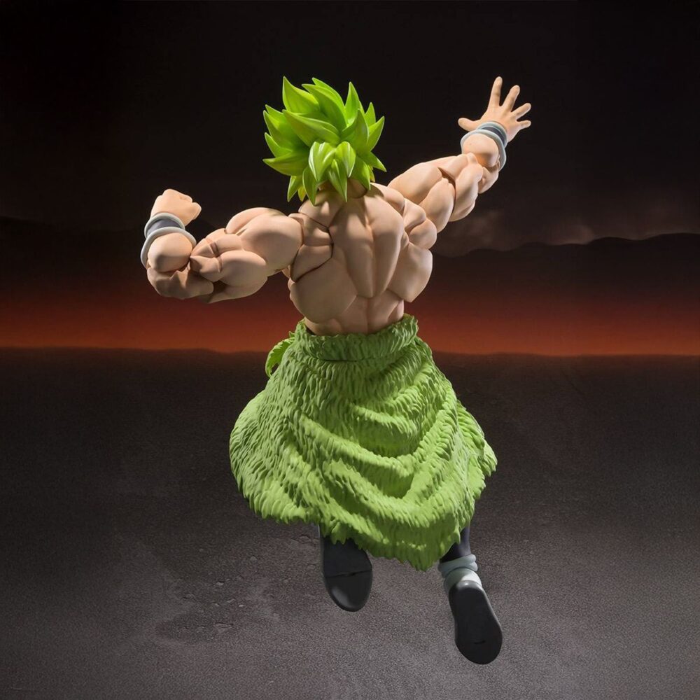 Super saiyan broly full power dragon ball super sh figuarts. Tamashii introduce a super saiyan broly full power en la colección s. H. Figuarts, inspirado en su aparición en la película del 2018 "dragon ball super: broly". Con una altura aproximada de 22 cm, esta figura presenta un nuevo diseño y vestimenta, representando su transformación más poderosa. Incluye 2x placas faciales intercambiables y 2x pares de manos alternativas. Fabricada en pvc y abs.   unidades limitadas.