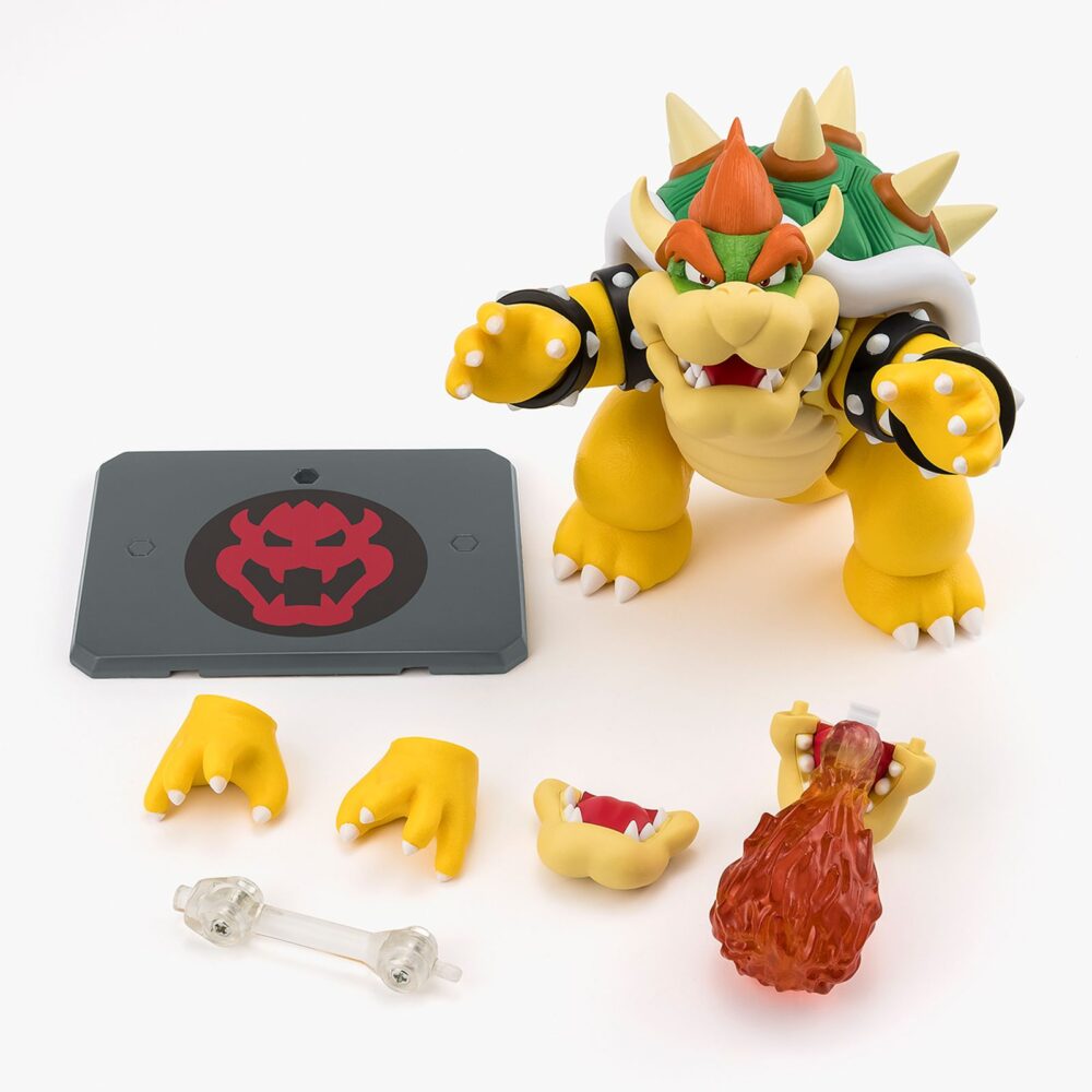 Bowser super mario sh figuarts. Tamashii vuelve a presentar esta figura de bowser, dentro de la colección s. H. Figuarts inspirada en "super mario bros". Mide aproximadamente 13 cm y cuenta con múltiples puntos de articulación para exhibirlo en poses imponentes. Incluye 2x mandíbulas inferiores intercambiables, 2x manos adicionales y 1x soporte con su logotipo. Fabricada en abs/pvc.