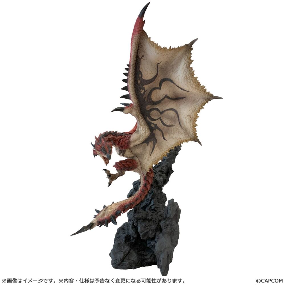 RATHALOS 2.0 VERSION FIGURA MONSTER HUNTER BUILDER CREATOR'S MODEL. Capcom incorpora a su colección Builder Creators's Model la versión 2.0 de la figura de Rathalos, el monstruo insignia de la saga de videojuego "Monster Hunter". El dragon de la raza Wyvern se presenta a punto de atacar desde un tronco con actitud amenazante. Está fabricado en PVC y ABS, mide aproximadamente 36,5 x 30 x 20 cm incluyendo la base con forma de tronco y se presenta en caja con ventana. Ideal para exponer con RATHIAN 2.0 VERSION FIGURA MONSTER HUNTER BUILDER CREATOR'S MODEL (se venden por separado).