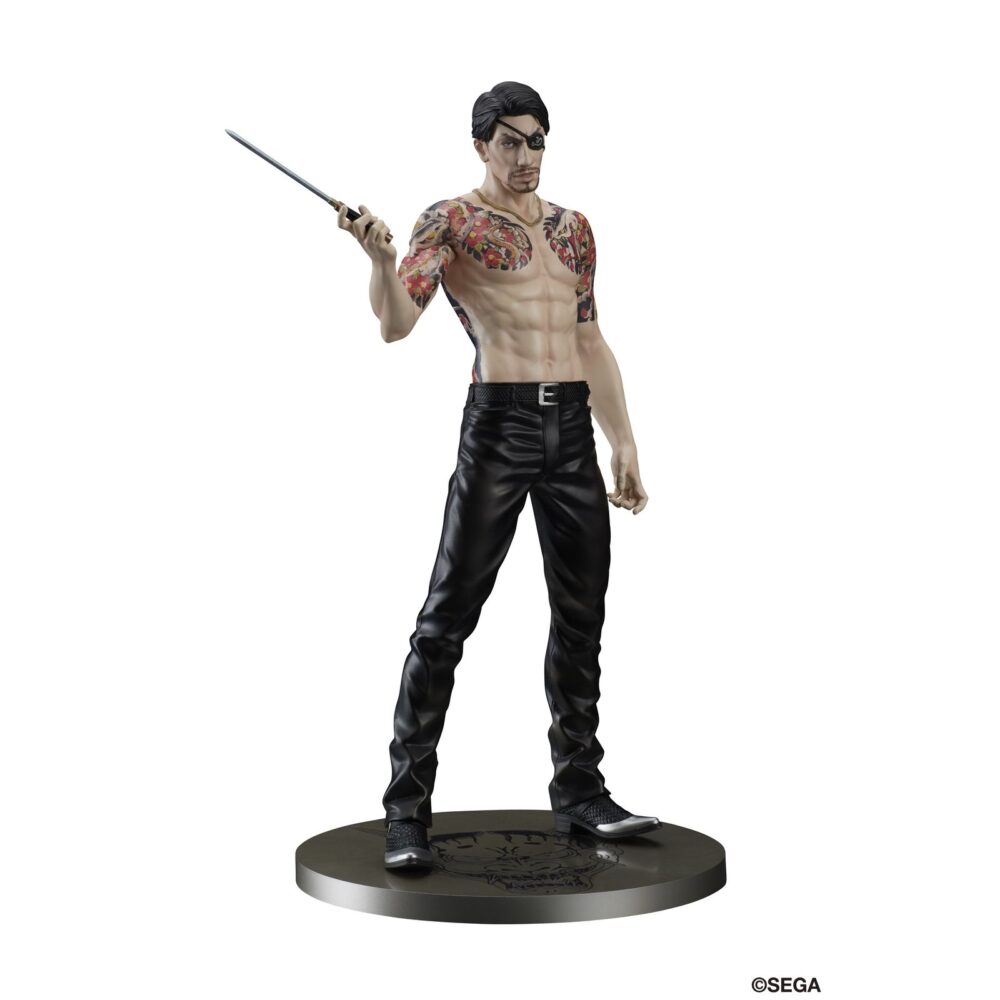 Goro majima battle style yakuza: like a dragon digsta. Dig co. , ltd. Vuelve a presentar dentro de su línea digstar la figura de goro majima en posición de combate como aparece en el videojuego "like a dragon" de la saga "yakuza". Esta estatua muestra al personaje con su icónico tatuaje hannya y una expresión que refleja toda su personalidad. Mide aproximadamente 17,5 cm de alto incluyendo su base y está fabricada en pvc y abs. Incluye 1x juego de brazos intercambiables y una base circular con acabado metálico. Ideal para exponer con taiga saejima battle style yakuza: like a dragon digsta (se venden por separado).