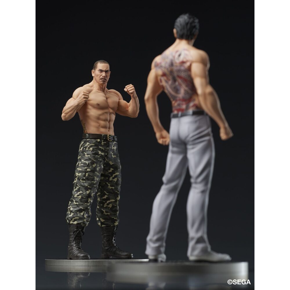 Taiga saejima battle style yakuza: like a dragon digsta. Dig co. , ltd. Suma a su línea digstar la figura de taiga saejima en posición de combate como aparece en el videojuego "like a dragon" de la saga "yakuza". Representado con sus tatuajes de tigre y bambú con una expresión intensa, esta pieza captura la fuerza y presencia del personaje. Los detalles han sido logrados mediante modelado y pintado digital de alta precisión. Incluye una base circular con acabado metálico. Ideal para exponer con goro majima battle style yakuza: like a dragon digsta (se venden por separado).