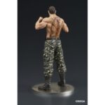 TAIGA SAEJIMA BATTLE STYLE YAKUZA: LIKE A DRAGON DIGSTA. Dig Co., Ltd. suma a su línea Digstar la figura de Taiga Saejima en posición de combate como aparece en el videojuego "Like a Dragon" de la saga "Yakuza". Representado con sus tatuajes de tigre y bambú con una expresión intensa, esta pieza captura la fuerza y presencia del personaje. Los detalles han sido logrados mediante modelado y pintado digital de alta precisión. Incluye una base circular con acabado metálico. Ideal para exponer con GORO MAJIMA BATTLE STYLE YAKUZA: LIKE A DRAGON DIGSTA (se venden por separado).