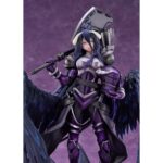 ALBERDO HERMES TRISMEGISTUS OVERLORD 1/7. DMM Factory presenta la figura a escala 1/7 de Albedo, en su versión Hermes Trismegistus, inspirada en el anime "Overlord". Con una altura aproximada de 30,8 cm, muestra al personaje con una armadura oscura y pesada que realza su porte imponente. Las alas que se extienden desde su cintura y su bardiche se han recreado con gran detalle, ofreciendo una apariencia poderosa y elegante. Incluye base expositora con decorado de rocas que complementan su diseño.