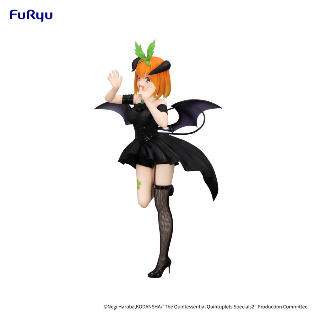 Tnakano yotsuba the quintessential quintuplets bicute dark. Furyu incorpora a su serie bicute dark la figura de nakano yotsuba, de la serie anime "the quintessential quintuplets". La figura tiene una altura de 25 cm y está fabricada en atbc-pvc, abs y fibras de poliéster. Destaca por su pose dinámica y su media de acabado en material textil, aportando mayor realismo.