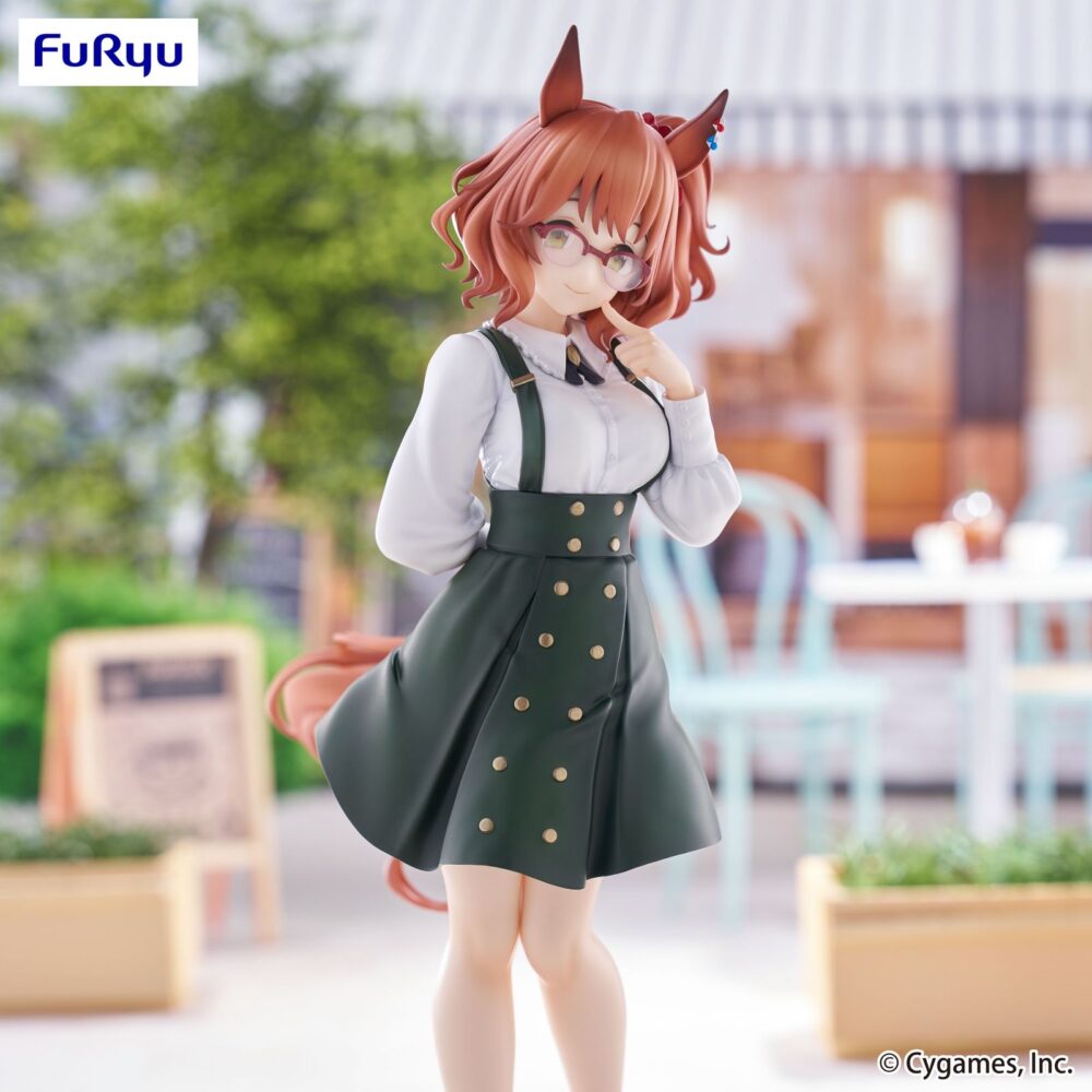 Aston machan umamusume pretty derby trio-try-it. Furyu suma a su línea trio-try-it la figura de aston machan, la tierna integrante de la franquicia "umamusume: pretty derby". Esta recreación mide 20 cm y está fabricada en atbc-pvc y abs. Representa al personaje en pose tierna detallada con gran fidelidad al diseño original.