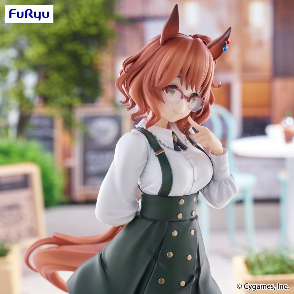 Aston machan umamusume pretty derby trio-try-it. Furyu suma a su línea trio-try-it la figura de aston machan, la tierna integrante de la franquicia "umamusume: pretty derby". Esta recreación mide 20 cm y está fabricada en atbc-pvc y abs. Representa al personaje en pose tierna detallada con gran fidelidad al diseño original.