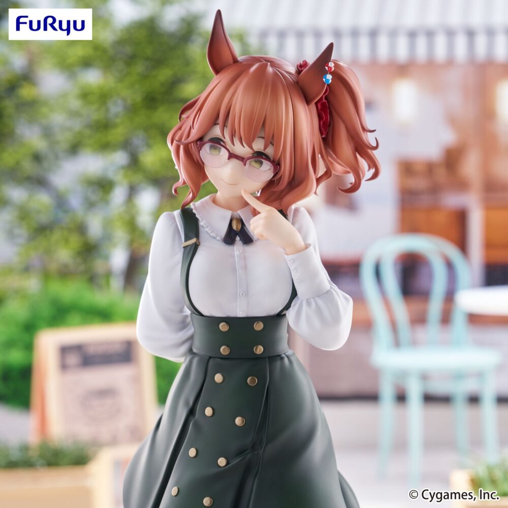 Aston machan umamusume pretty derby trio-try-it. Furyu suma a su línea trio-try-it la figura de aston machan, la tierna integrante de la franquicia "umamusume: pretty derby". Esta recreación mide 20 cm y está fabricada en atbc-pvc y abs. Representa al personaje en pose tierna detallada con gran fidelidad al diseño original.