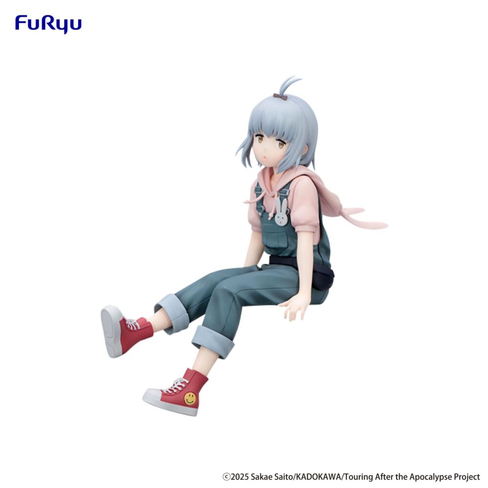 Airi touring after the apocalypse noodle stopper. Furyu presenta a airi en la colección noodle stopper, basada en la serie anime "touring after the apocalypse". Esta figura de 14 cm, realizada en atbc-pvc, muestra al personaje en pose relajada y divertida, lista para decorar mesas o estantes gracias a su característico diseño para apoyarse en bordes.