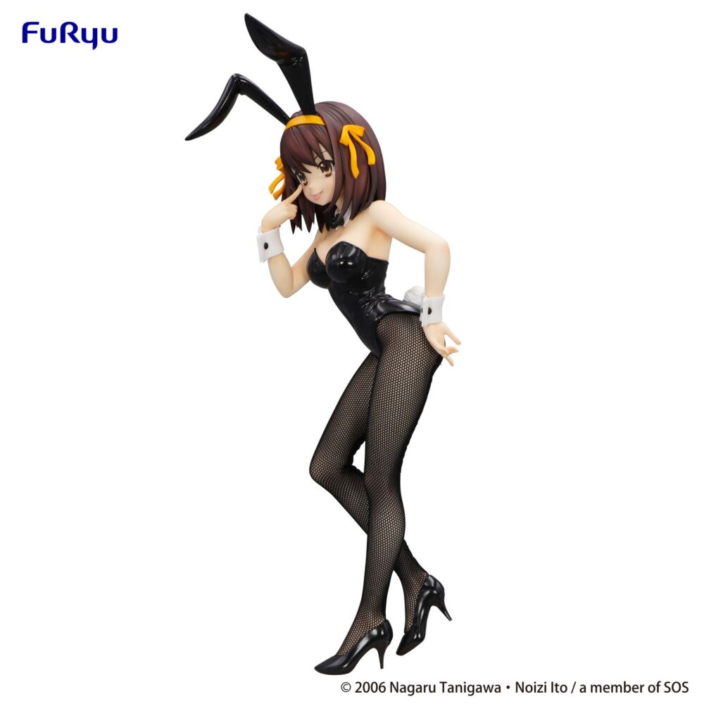 Haruhi suzumiya the melancholy of haruhi suzumiya bicute bunnies. Uryu suma a la colección bicute bunnies la figura de haruhi suzumiya, protagonista del anime "the melancholy of haruhi suzumiya". Con una altura aproximada de 26 cm, está fabricada en atbc-pvc, abs y fibras de poliéster. Se muestra con traje de conejita, siguiendo el estilo distintivo de esta línea de figuras de gran detalle y medias con acabado realistas.