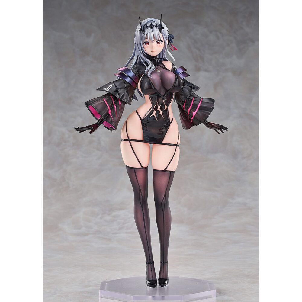 Modernia second affection goddess of victory: nikke 1/7. Good smile arts shanghai presenta la figura de modernia, inspirada en el videojuego para teléfonos móviles "goddess of victory: nikke". La antagonista, miembro del escuadrón los herejes, se presenta en su versión second affection con un alto nivel de detalle tanto en pintura como en esculpido. Mide aproximadamente 25 cm a escala 1/7 e incluye 1x falda extraíble y 2x partes mecánicas flotantes con sus bases transparentes. Cuenta con una base octagonal transparente para su exposición.