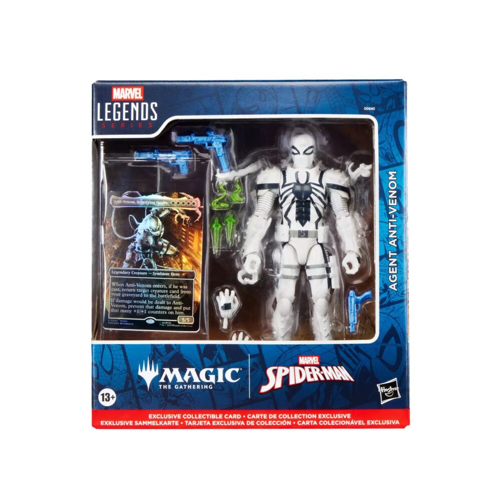 AGENT ANTI-VENOM MARVEL LEGENDS MAGIC: THE GATHERING. Hasbro incorpora a su colección Marvel Legends esta la figura de Agent Anti-Venom, inspirada en el personaje de los comics de Marvel. Con más de 20 puntos de articulación y una altura de 15 cm, cuenta con diferentes accesorios: 4x manos intercambiables, 2x efectos de disparo, 2x efectos de humo, 1x pieza de 4 zarzillos acoplable en la espalda y 5x armas de fuego. Al tratarse de una colaboración entre Hasbro y Wizards of the Coast se incluye la carta metalizada exclusiva "Anti-Venom, Horrifying Healer" para el juego de cartas coleccionables Magic: The Gathering. Se presenta en una caja ilustrada con ventana. UNIDADES LIMITADAS.