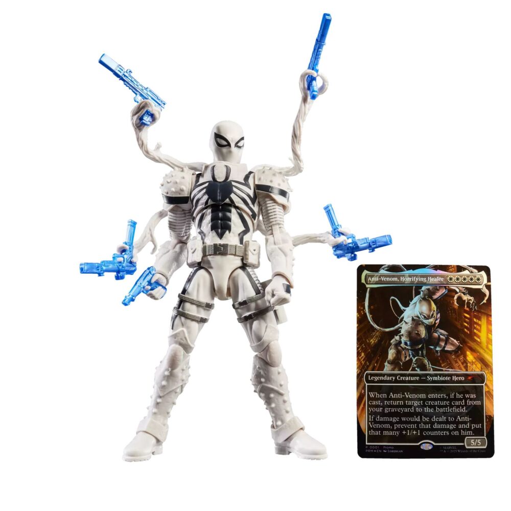 AGENT ANTI-VENOM MARVEL LEGENDS MAGIC: THE GATHERING. Hasbro incorpora a su colección Marvel Legends esta la figura de Agent Anti-Venom, inspirada en el personaje de los comics de Marvel. Con más de 20 puntos de articulación y una altura de 15 cm, cuenta con diferentes accesorios: 4x manos intercambiables, 2x efectos de disparo, 2x efectos de humo, 1x pieza de 4 zarzillos acoplable en la espalda y 5x armas de fuego. Al tratarse de una colaboración entre Hasbro y Wizards of the Coast se incluye la carta metalizada exclusiva "Anti-Venom, Horrifying Healer" para el juego de cartas coleccionables Magic: The Gathering. Se presenta en una caja ilustrada con ventana. UNIDADES LIMITADAS.