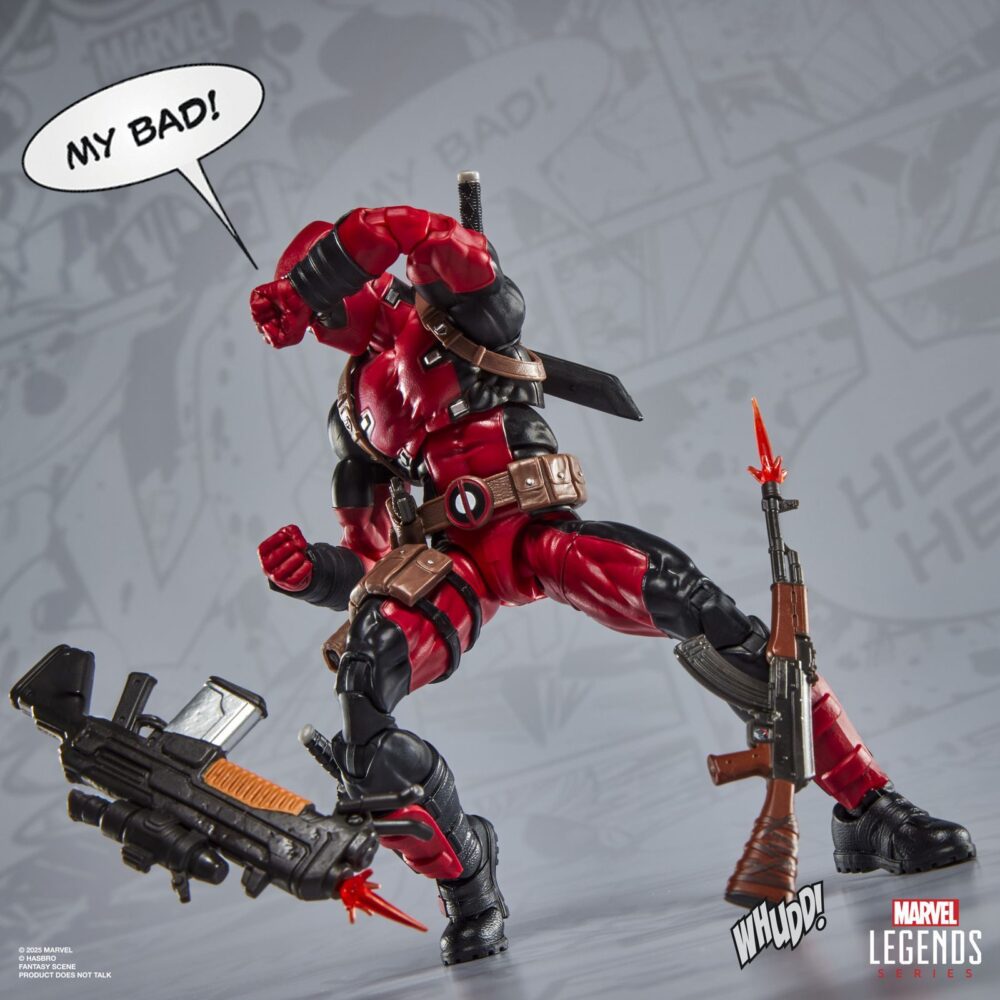 Deadpool maximum series marvel legends. Hasbro introduce en la línea marvel legends maximum series la figura deluxe de deadpool, inspirada en el personaje de marvel. Esta figura articulada de 15 cm cuenta con más de 30 puntos de articulación y diversos accesorios: 1x cabeza alternativa, 8x manos intercambiables, 2x espadas, 1x cuchillo, 1x lanzador, 3x efectos de combate, 1x cartucho de dinamita, 1x chimichanga y 5x armas de fuego. También incluye una figura complementaria de doop con base transparente. Se presenta en una caja ilustrada con ventana. Unidades limitadas.