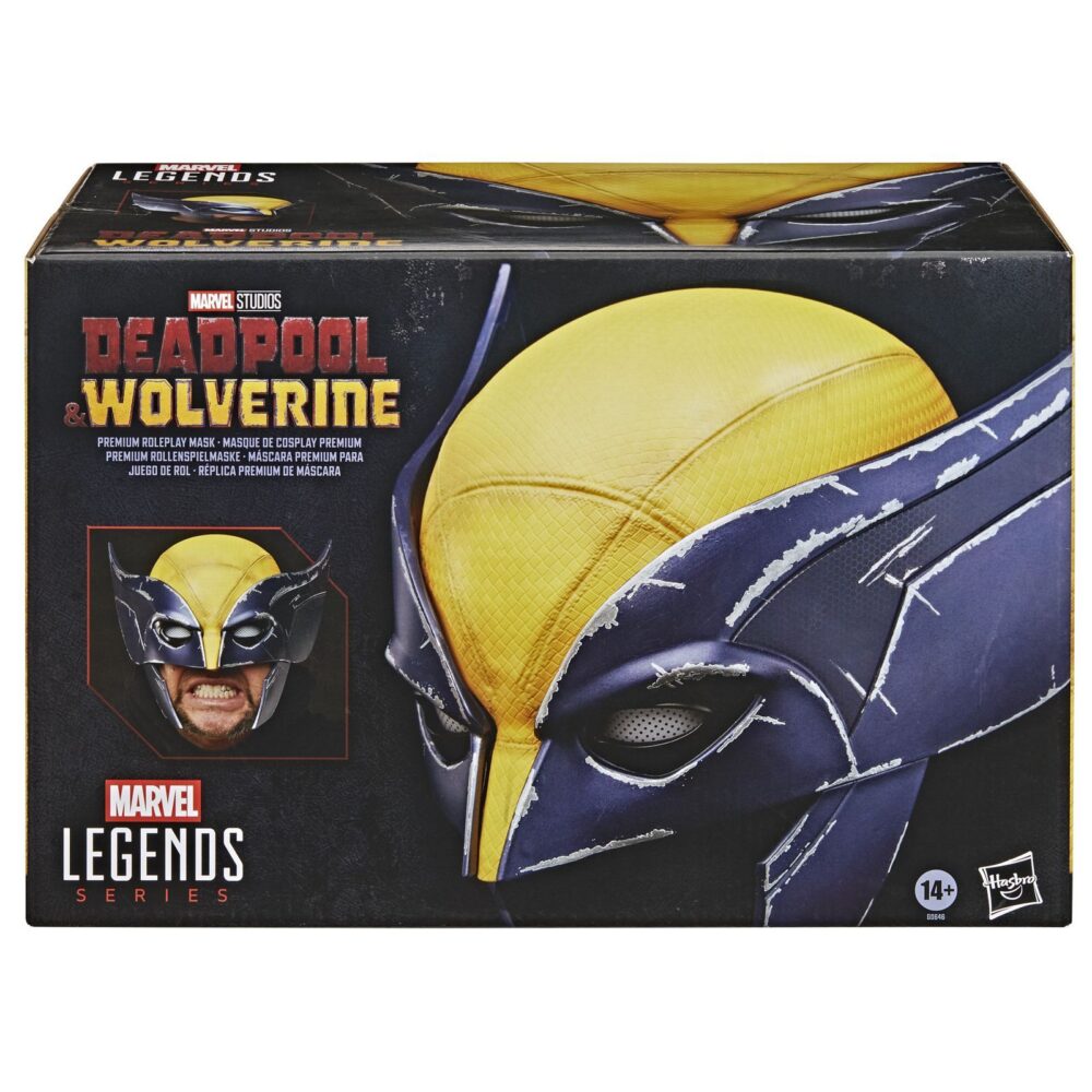WOLVERINE PREMIUM ROLEPLAY MASK REPLICA DEADPOOL & WOLVERINE MARVEL LEGENDS SERIES. Hasbro lanza dentro de la colección Marvel Legends Series esta máscara premium de Wolverine (conocido como Lobezno en España), inspirada en la que llevaba puesta el personaje en la película "Deadpool & Wolverine". Se trata de una reproducción a escala 1:1, en colores amarillo y negro y con marcas de deterioro por peleas. Incluye un acolchado interior extraíble para un ajuste cómodo. Puede exhibirse gracias a la base incluida o utilizarse como cosplay. Se presenta en una caja cerrada con diseño inspirado en la película. UNIDADES LIMITADAS.