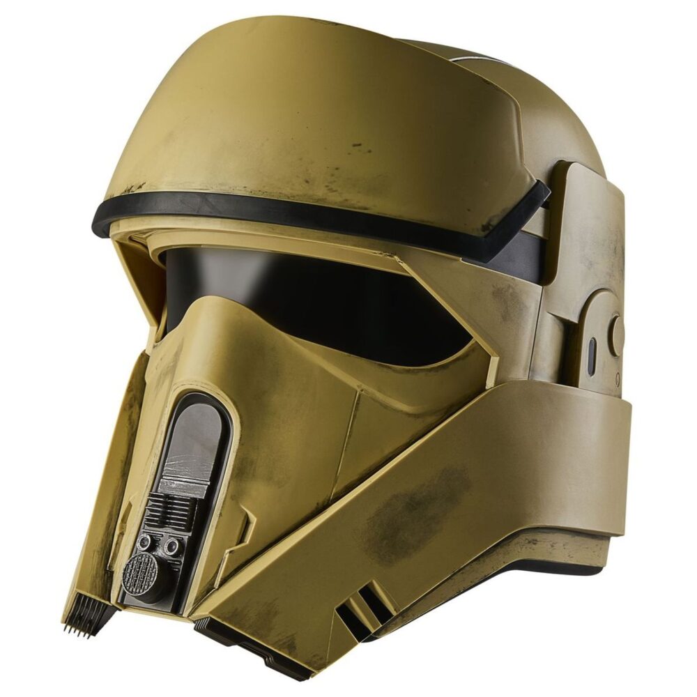 Shoretrooper electronic helmet black series star wars: andor. Hasbro incorpora a su colección the black series esta réplica del casco electrónico premium de un shoretrooper, basado en su aparición en la serie "star wars: andor". Presenta un acabado detallado con diseño desgastado en tonos marrón y negro, además de detalles realistas en su interior. Incluye tecnología de modificación de voz que se activa presionando un botón lateral, permitiendo sonar como un shoretrooper. Dispone de un sistema interior ajustable para mayor comodidad. Requiere 3x pilas aaa (no incluidas). Incluye manual de instrucciones. Se presenta en una caja ilustrada. Unidades limitadas.