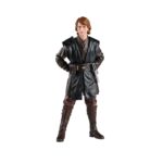 ANAKIN SKYWALKER BLACK SERIES STAR WARS REVENGE OF THE SITH. Hasbro suma a su colección The Black Series la figura de Anakin Skywalker inspirada en la película "Star Wars: Revenge of the Sith" ("Star Wars: La venganza de los Sith" en España). Esta figura articulada de 15 cm presenta un esculpido fotorrealista y viene acompañada de su característico sable de luz como accesorio. Permite recrear poses dinámicas gracias a sus múltiples puntos de articulación. Se presenta en un embalaje con ventana. UNIDADES LIMITADAS.